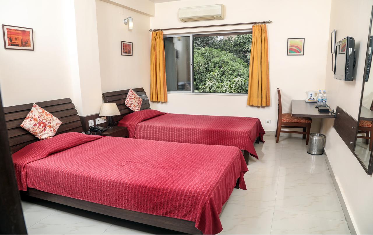 Red Arrow Residency Hotell Calcutta Exteriör bild