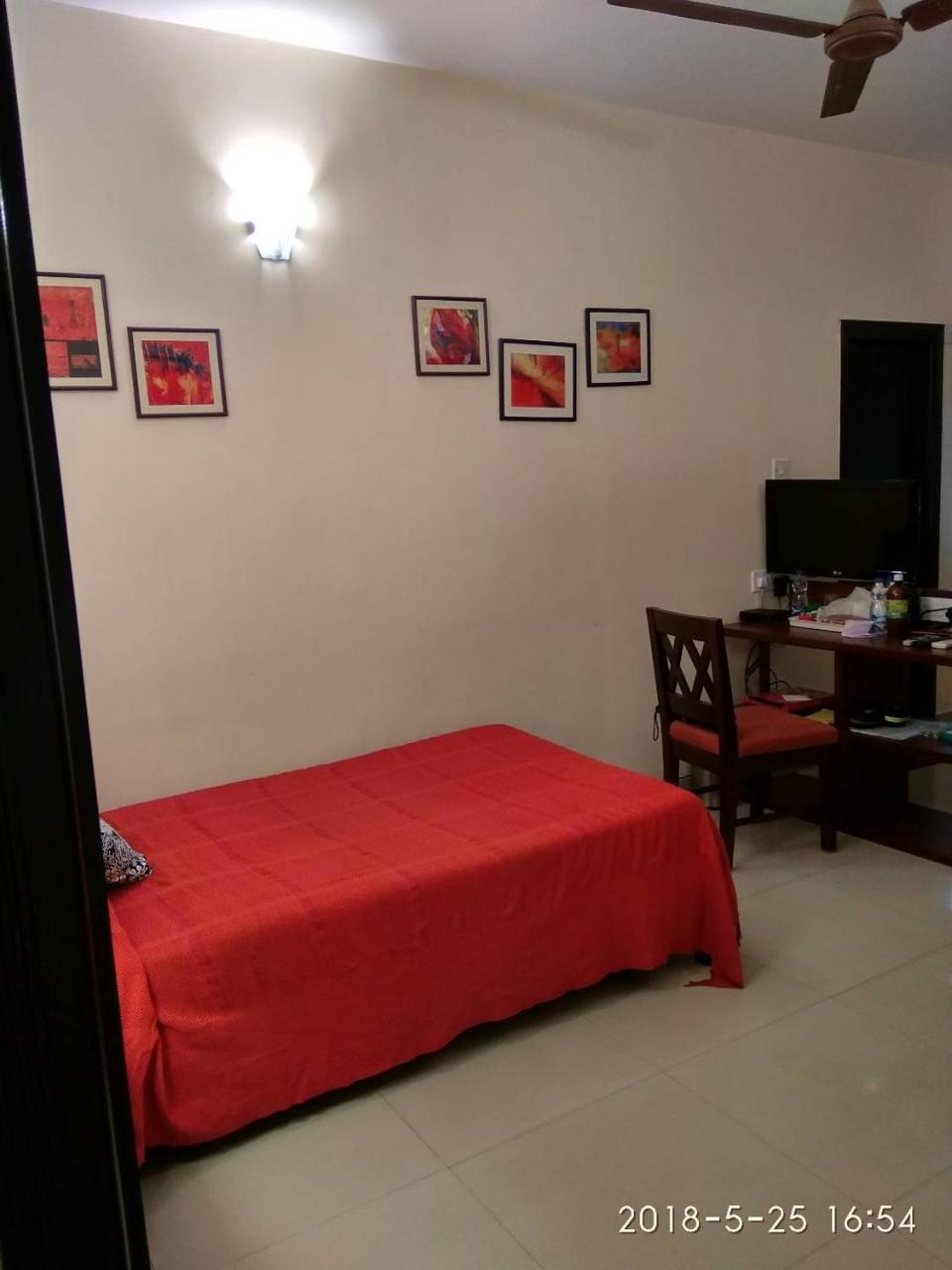 Red Arrow Residency Hotell Calcutta Exteriör bild