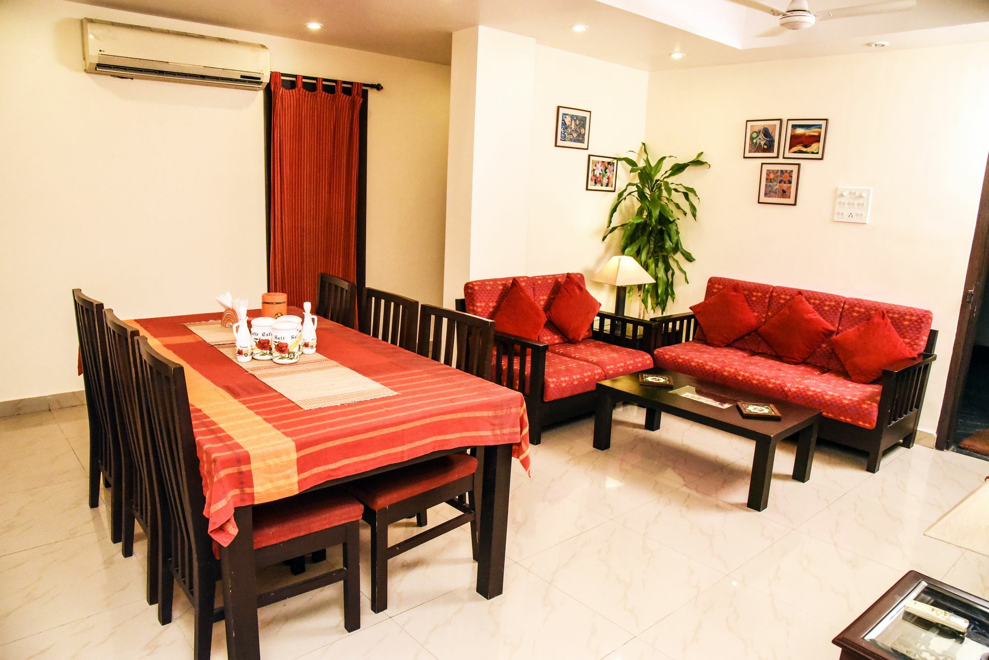 Red Arrow Residency Hotell Calcutta Exteriör bild